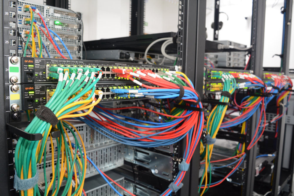 HPE Aurba, Server Rack Access Switches